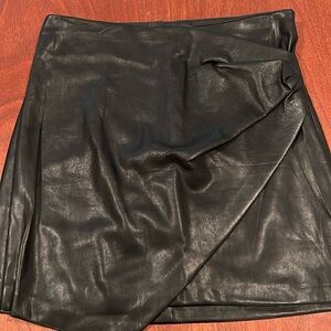Mango leather mini
